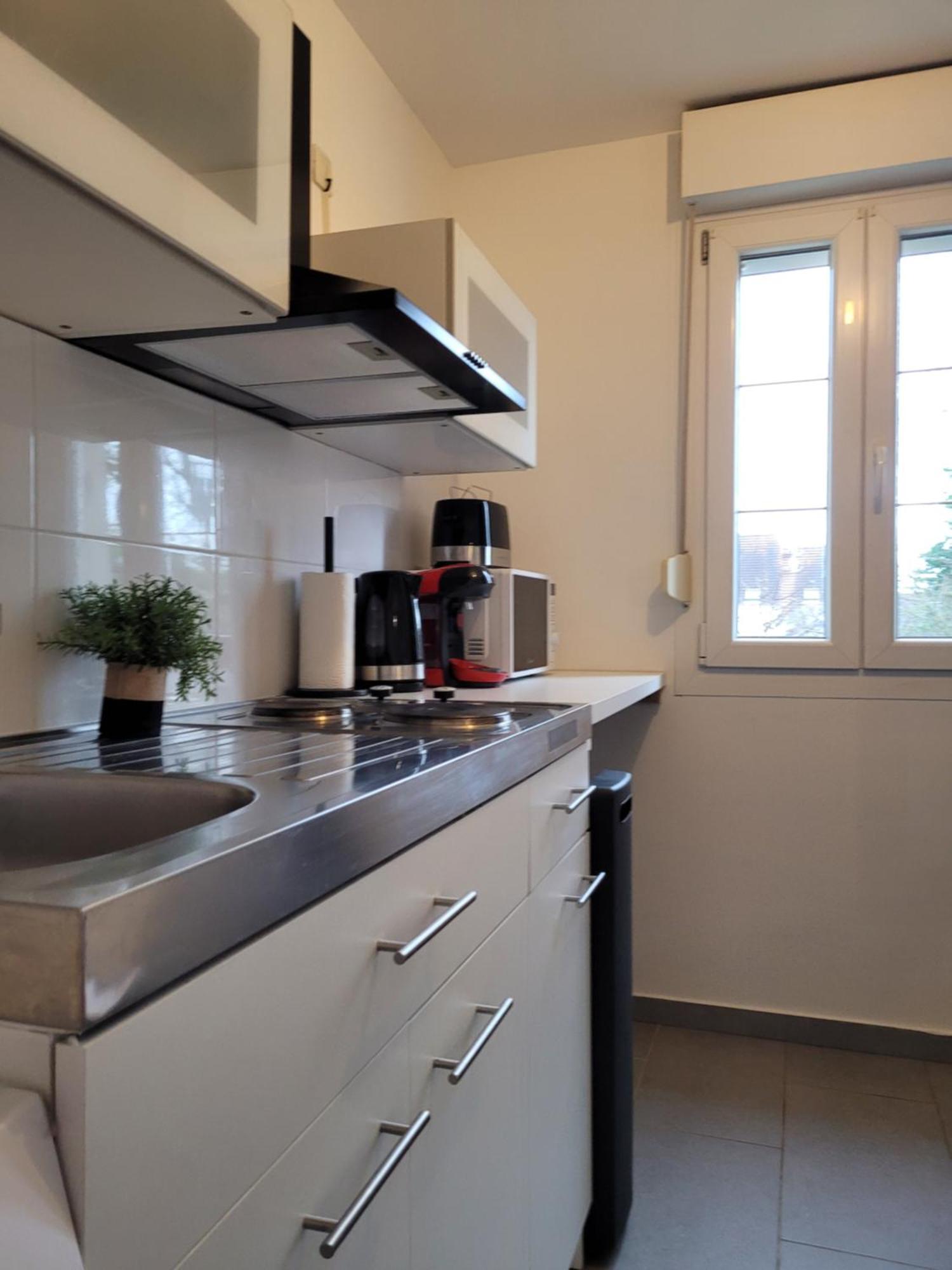 Cocooning House 212 Suite Cosy Sunshine Appartement Aeroport Paris Roissy Cdg Et Parc Asterix Survilliers Exterior photo